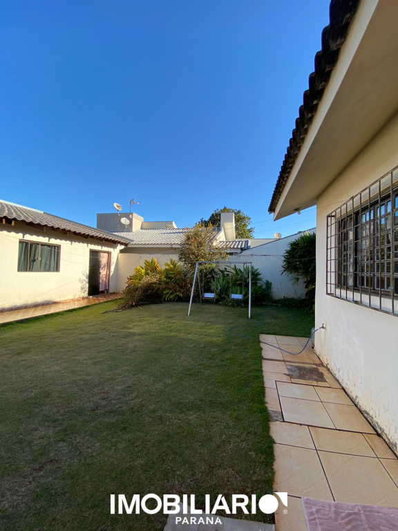 Residência para  Venda em Campo Mourão pela Nadiel Imóveis