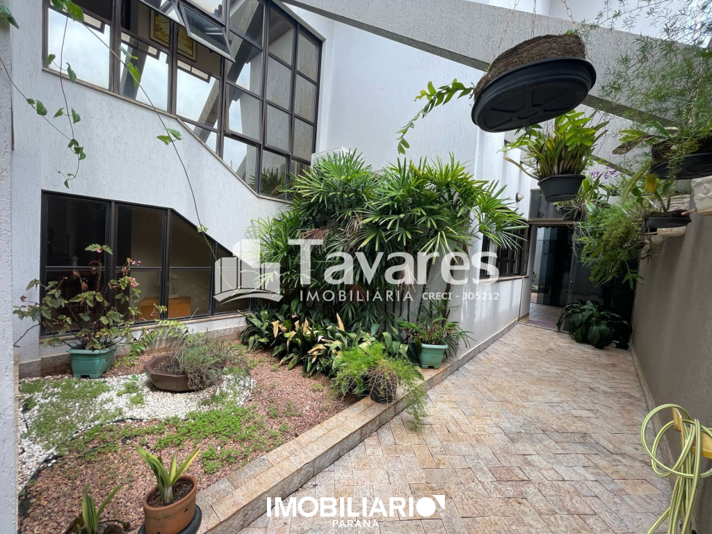 Sobrado para  Venda em Umuarama pela Tavares