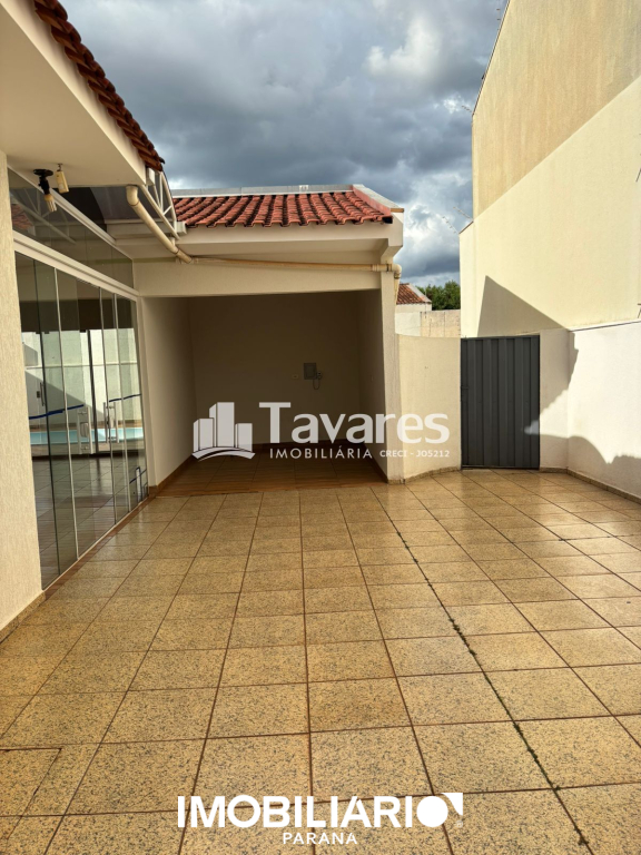 Sobrado para  Alugar em Umuarama pela Tavares