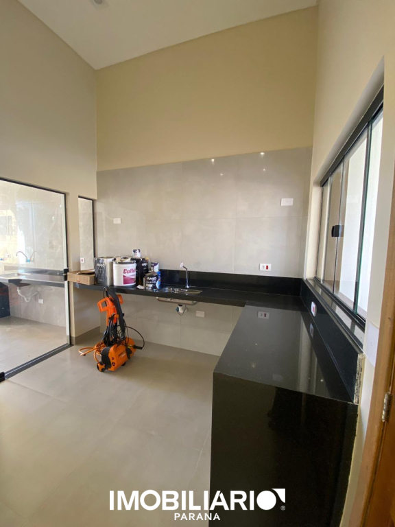 Comercial E Residencial para  Venda em Campo Mourão pela Casa fácil