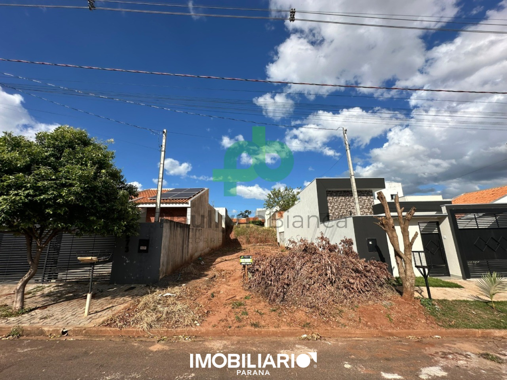 Terreno para  Venda em Umuarama pela Paullyne Bianca corretora de imóveis