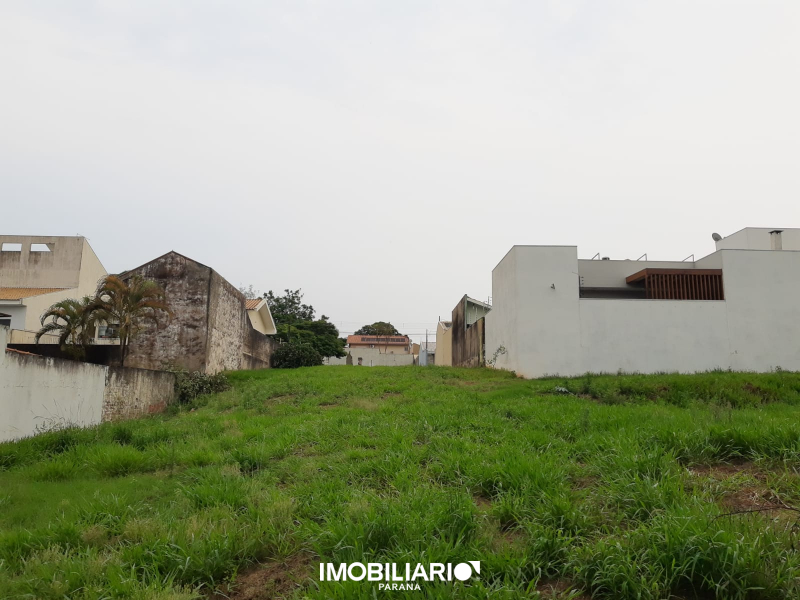 Terreno para  Venda em Umuarama pela Marcelo