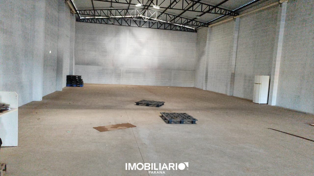 Salão Comercial para  Alugar em Umuarama pela Bom Imóveis