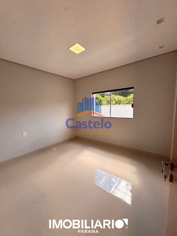 Sobrado para  Venda em Umuarama pela Castelo Assessoria Imobiliária