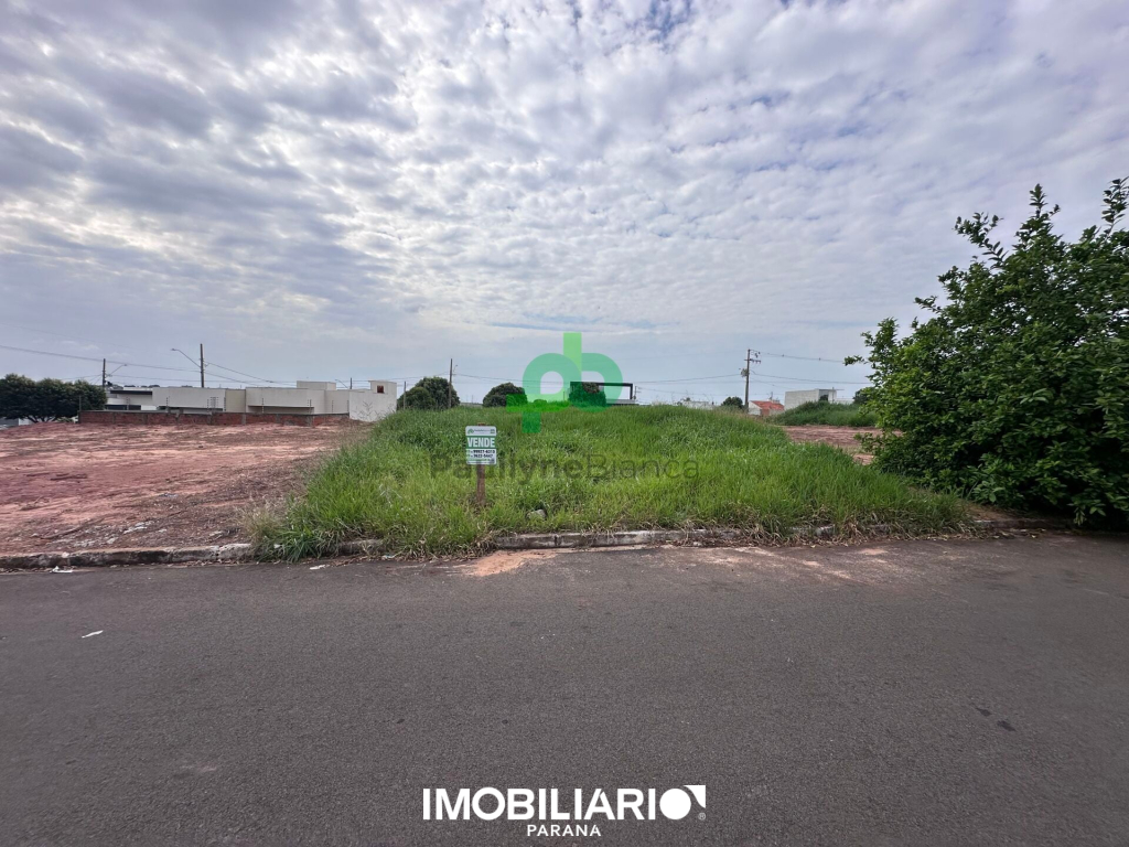 Terreno para  Venda em Umuarama pela Paullyne Bianca Negócios Imobiliários