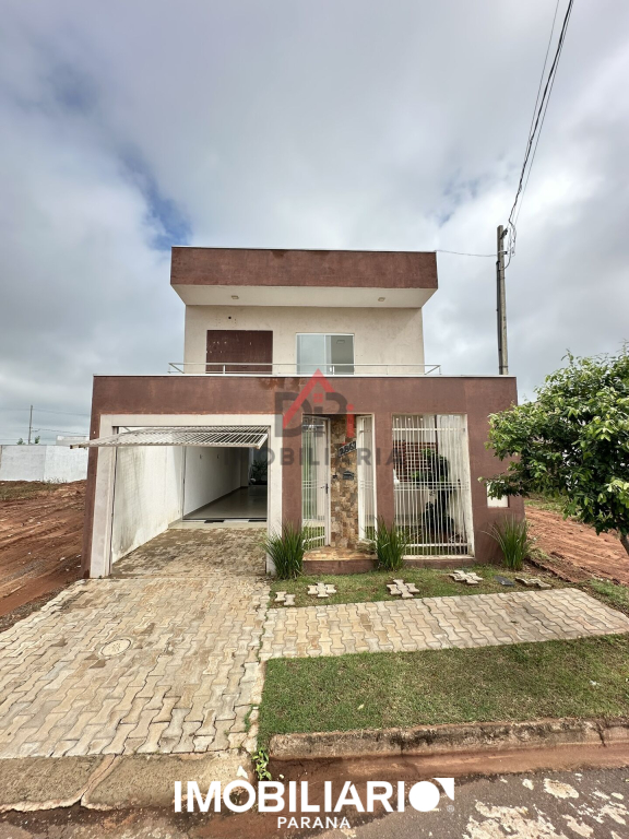 Sobrado para  Venda em Umuarama pela DPI Imobiliária