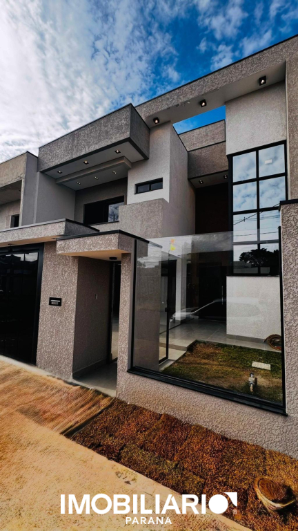 Sobrado para  Venda em Campo Mourão pela Casa fácil