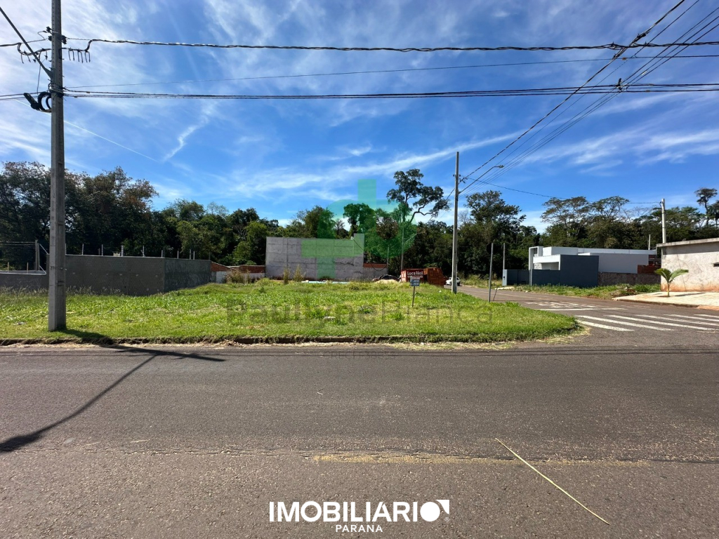 Terreno para  Venda em Umuarama pela Paullyne Bianca corretora de imóveis