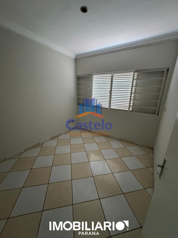 Prédio Comercial para  Alugar em Umuarama pela Castelo Assessoria Imobiliária