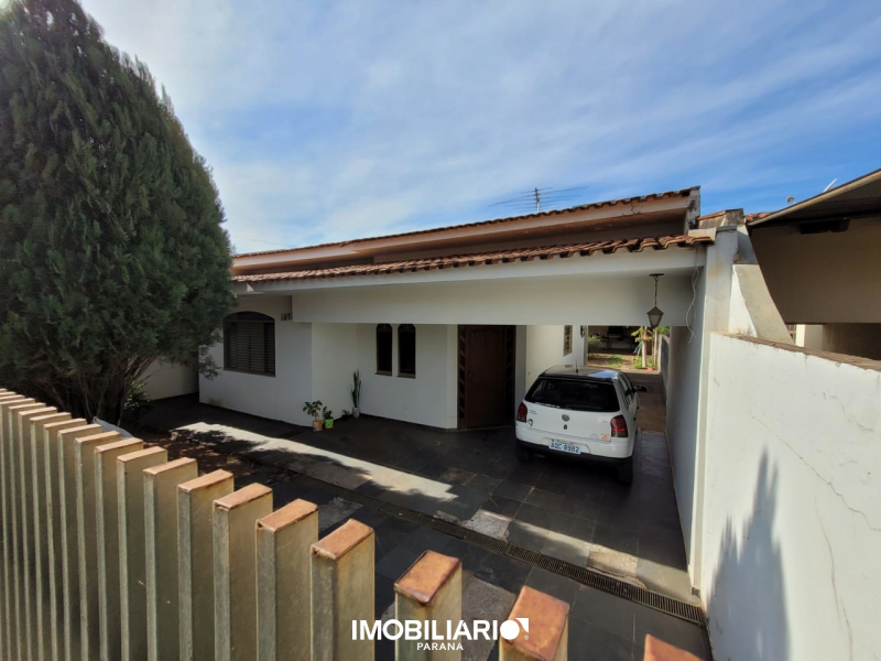 Residência para  Venda em Umuarama pela Delta