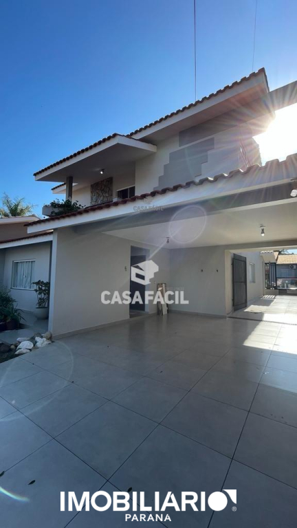 Sobrado para  Venda em Campo Mourão pela Casa fácil