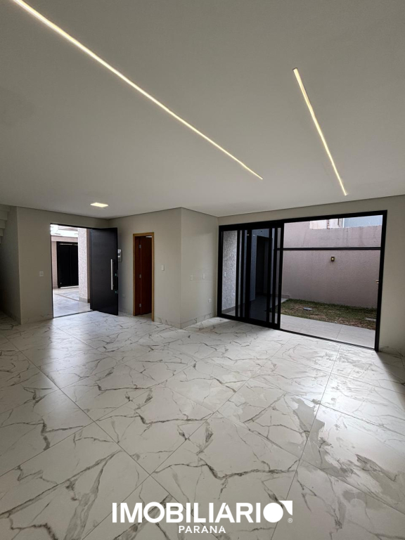 Sobrado para  Venda em Campo Mourão pela Casa fácil