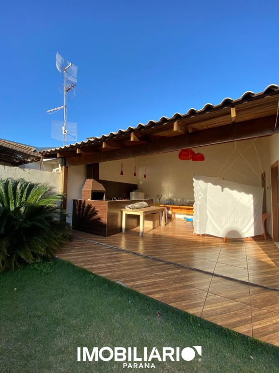 Residência para  Venda em Campo Mourão pela Nadiel Imóveis