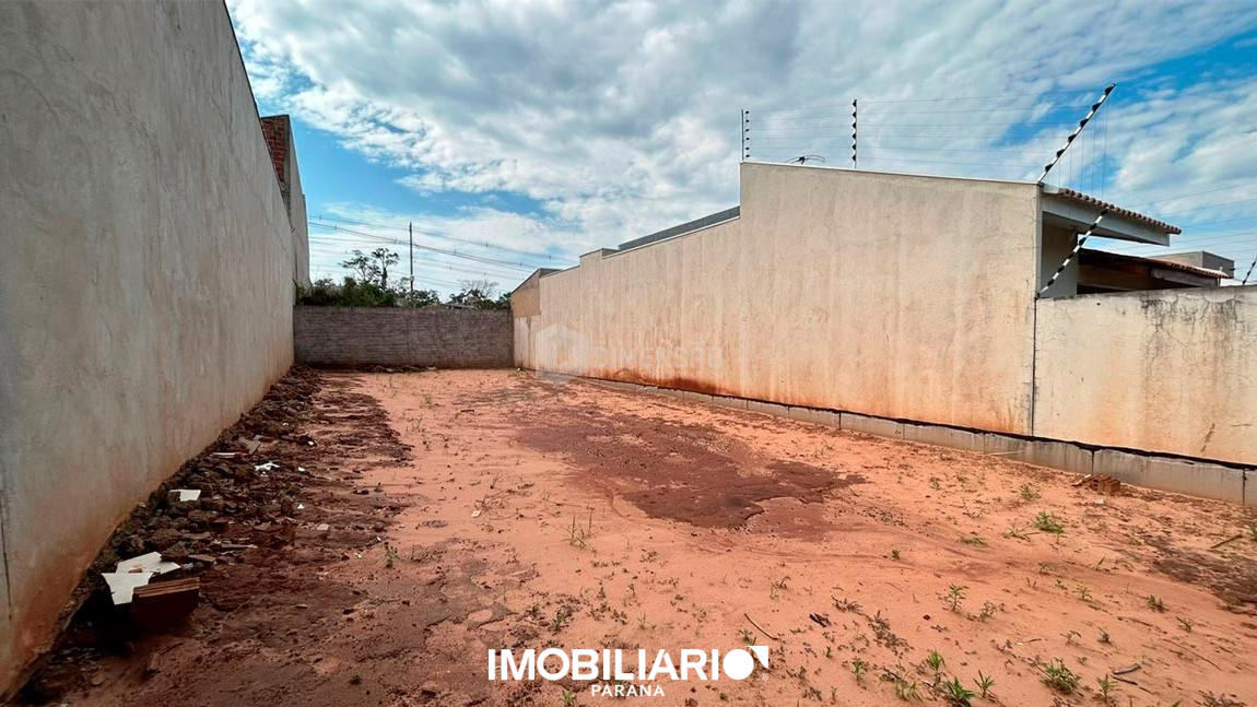 Terreno para  Venda em Umuarama pela Dimensão