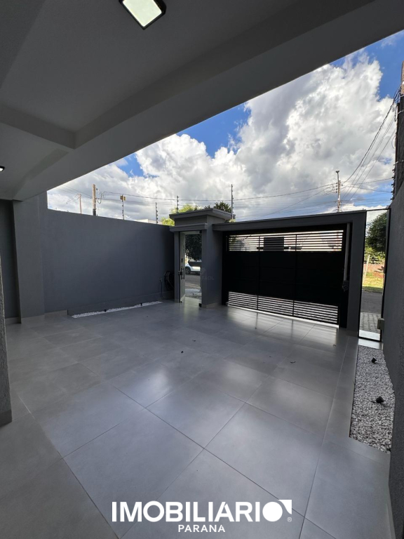 Sobrado para  Venda em Campo Mourão pela Casa fácil