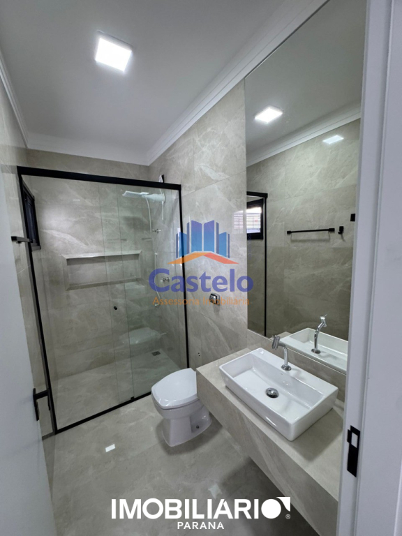 Residência para  Venda em Umuarama pela Castelo Assessoria Imobiliária