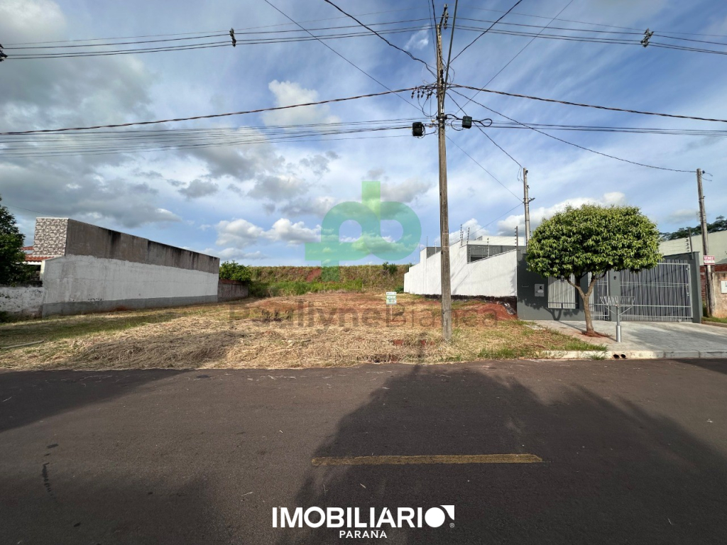 Terreno para  Venda em Umuarama pela Paullyne Bianca corretora de imóveis