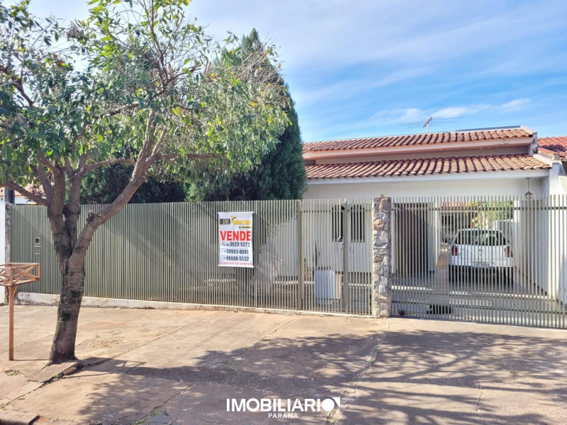 Residência para  Venda em Umuarama pela Delta