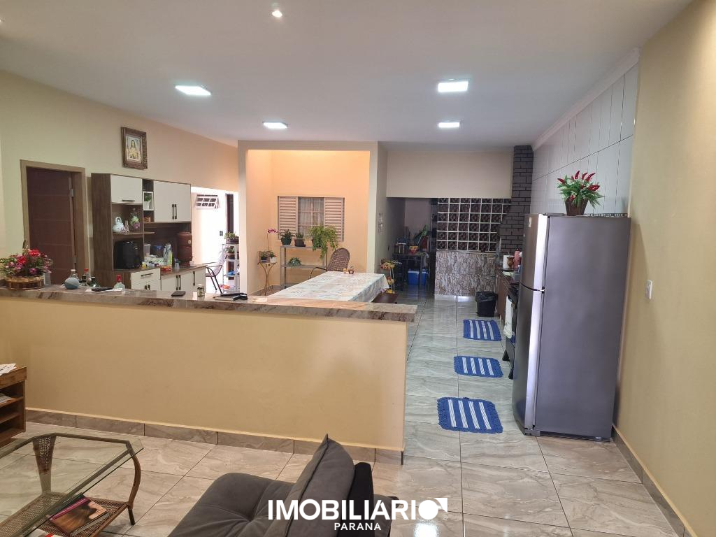 Comercial E Residencial para  Venda em Campo Mourão pela Casa fácil