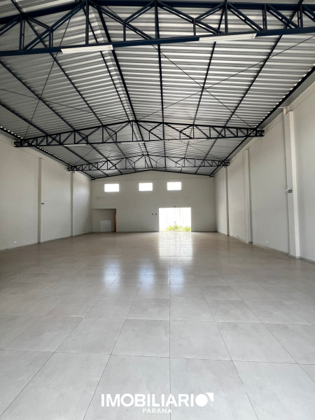 Salão Comercial para  Alugar em Umuarama pela Caetano & Otávio