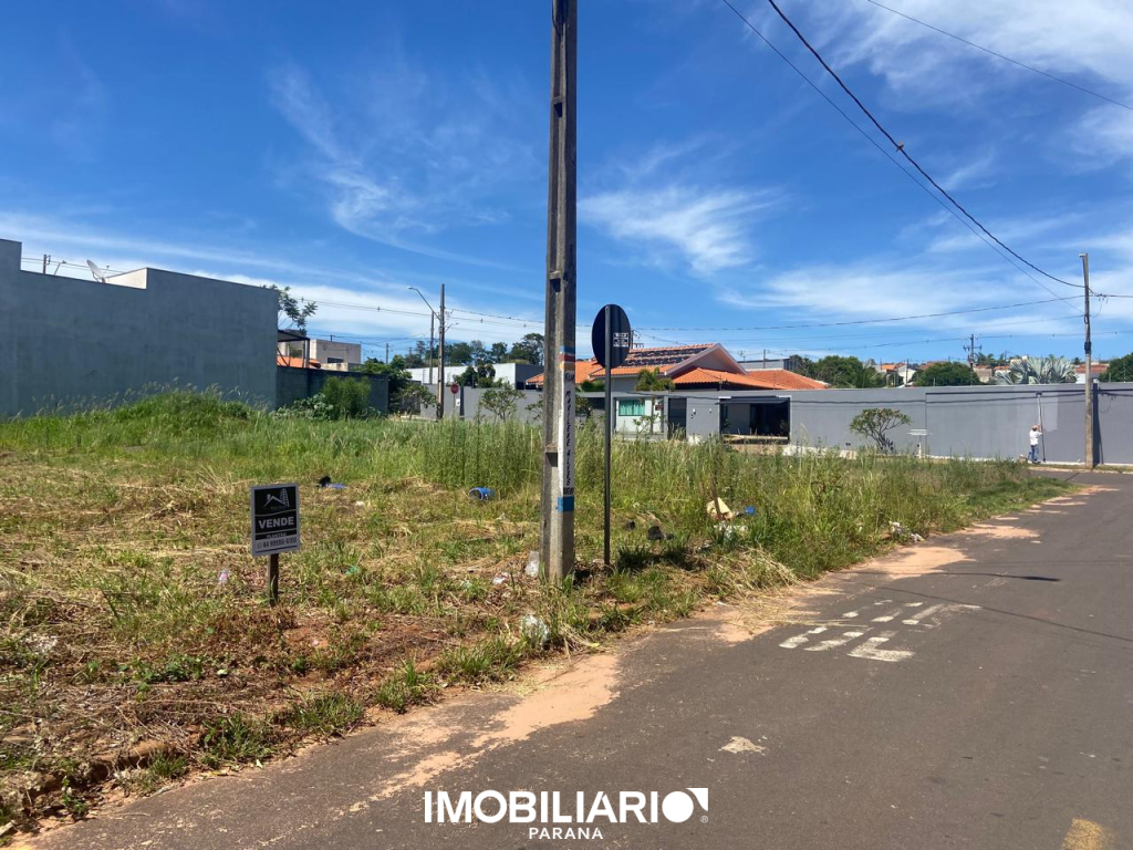 Terreno para  Venda em Umuarama pela Elisia Neves