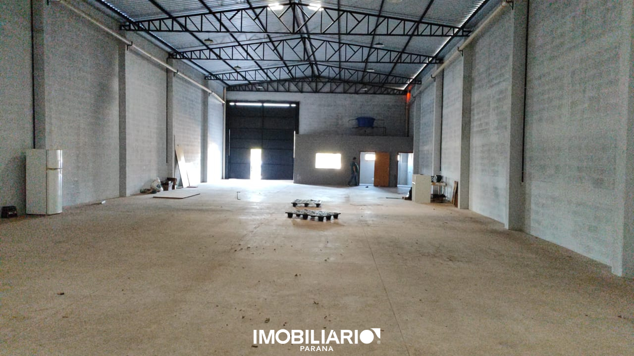 Salão Comercial para  Alugar em Umuarama pela Bom Imóveis