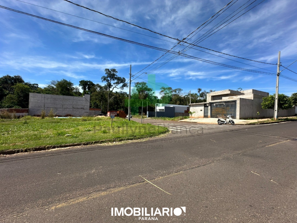Terreno para  Venda em Umuarama pela Paullyne Bianca corretora de imóveis