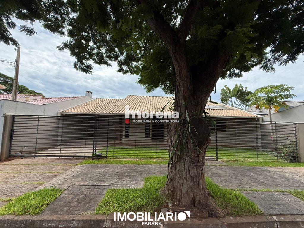 Residência para  Venda em Umuarama pela Morena imobiliária e construtora