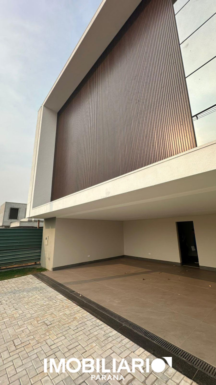 Sobrado para  Venda em Campo Mourão pela Casa fácil