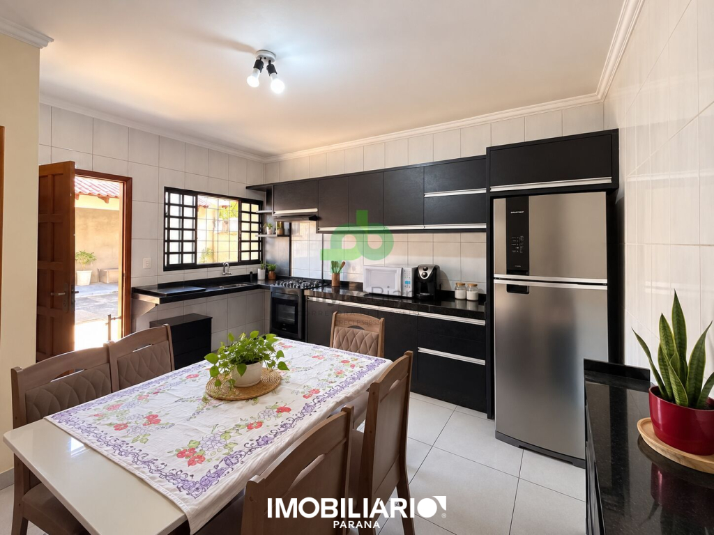 Residência para  Venda em Umuarama pela Paullyne Bianca Negócios Imobiliários