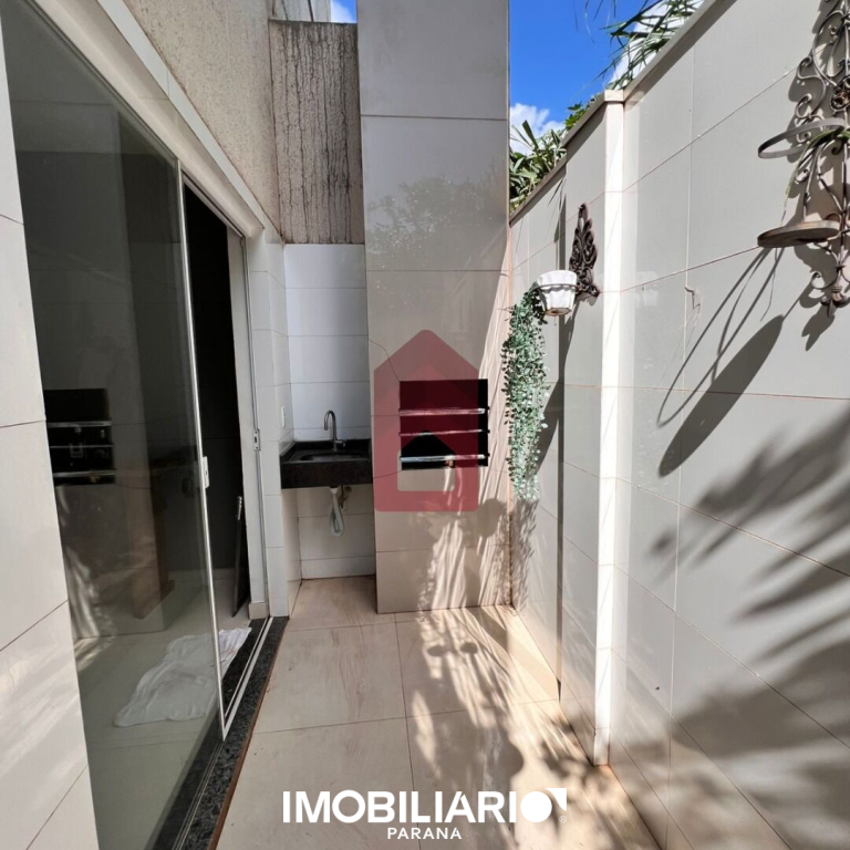 Sobrado para  Venda em Umuarama pela Neto Romagna