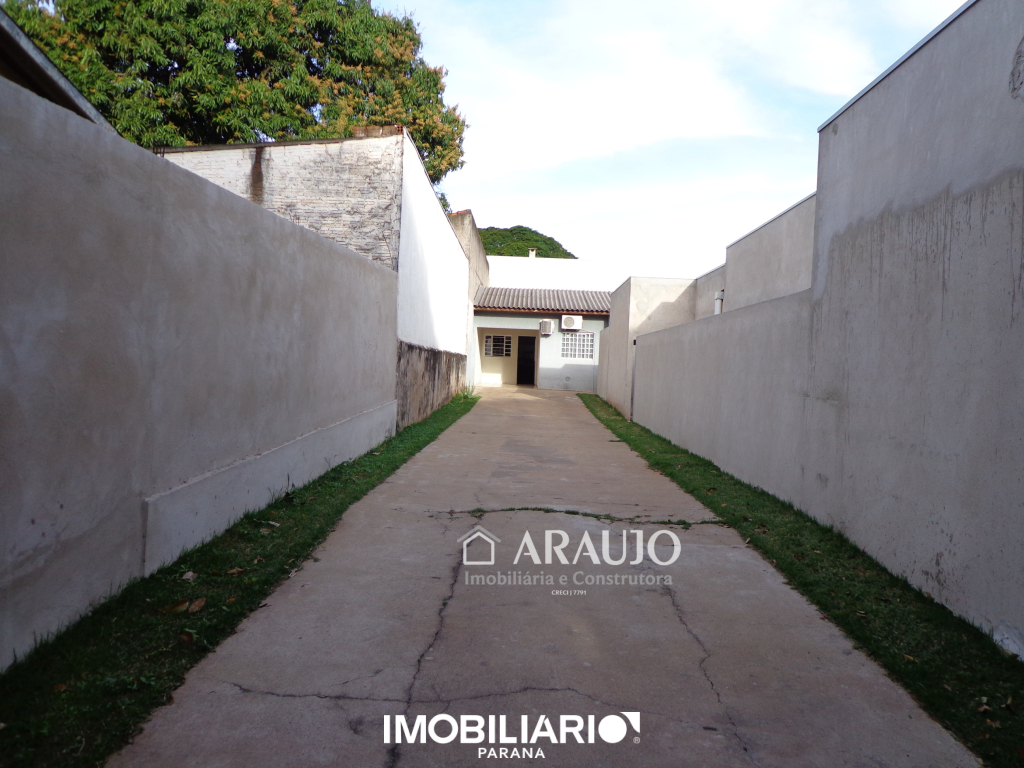 Residência para  Venda em Umuarama pela Araujo