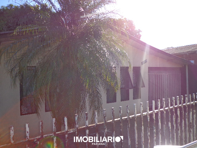 Residência para  Venda em Umuarama pela Paulo Mendes
