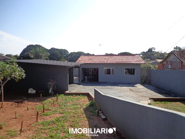 PRÓXIMO A DELEGACIA