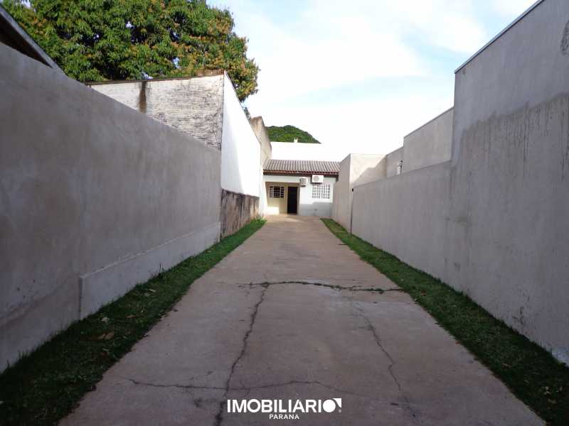 Residência para  Venda em Umuarama pela Paulo Mendes