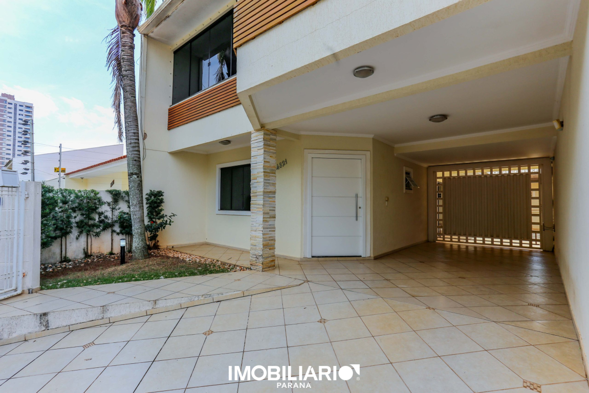 Sobrado para  Venda em Umuarama pela FBF Capital