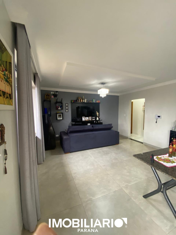 Sobrado para  Venda em Campo Mourão pela Casa fácil