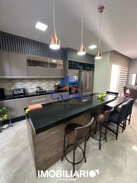 Casa Em Condomínio para  Venda em Umuarama pela Castelo Assessoria Imobiliária