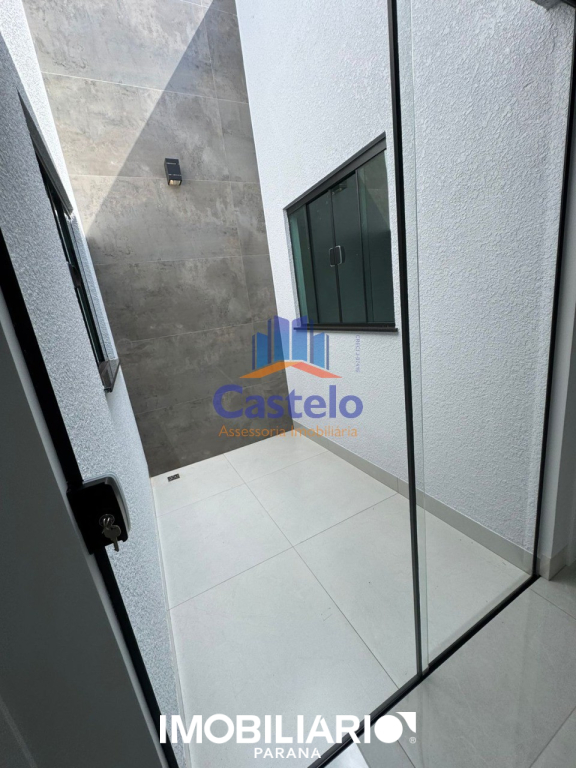 Residência para  Venda em Umuarama pela Castelo Assessoria Imobiliária