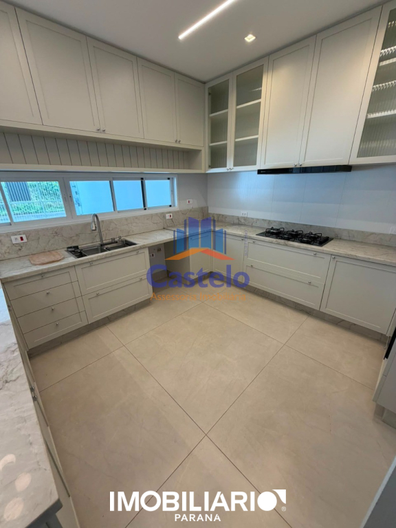 Residência para  Alugar em Umuarama pela Castelo Assessoria Imobiliária