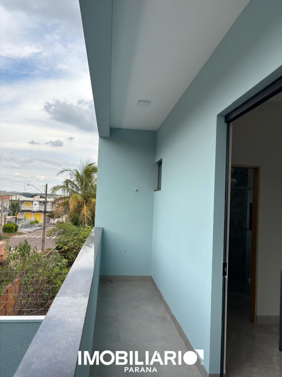 Sobrado para  Venda em Campo Mourão pela Casa fácil