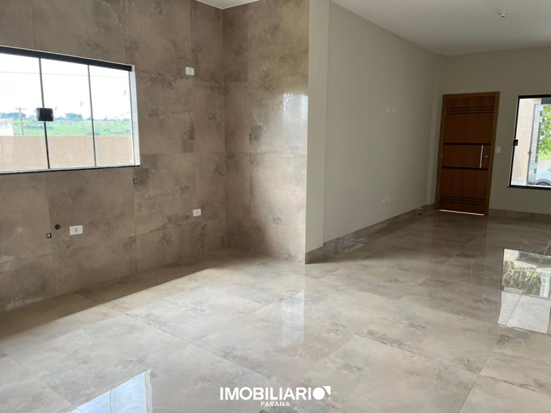 Residência para  Venda em Umuarama pela Elisia Neves