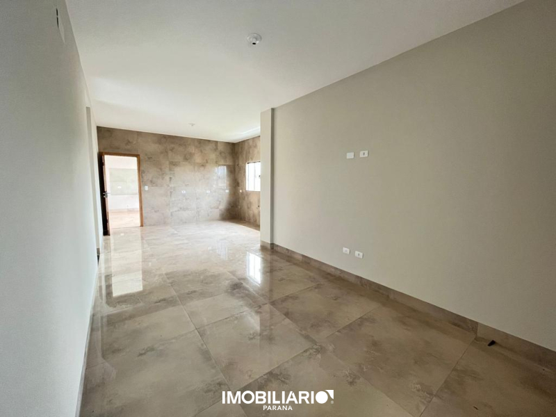 Residência para  Venda em Umuarama pela Elisia Neves