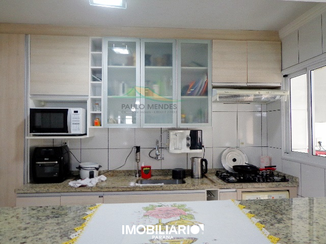 PODENDO TRANSFORMAR O CLOSET EM MAIS UM QUARTO