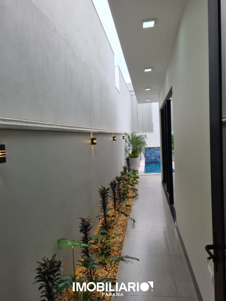 Casa Em Condomínio para  Venda em Umuarama pela Novo Teto