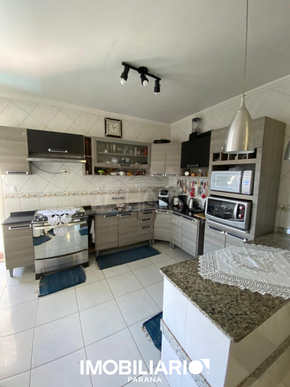 Prédio Comercial para  Venda em Campo Mourão pela W. Hanse Imóveis