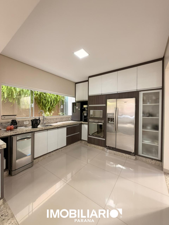 Residência para  Venda em Umuarama pela Caetano & Otávio