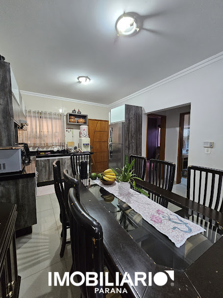 Residência para  Venda em Umuarama pela Elisia Neves