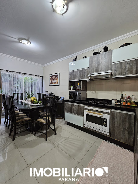 Residência para  Venda em Umuarama pela Elisia Neves