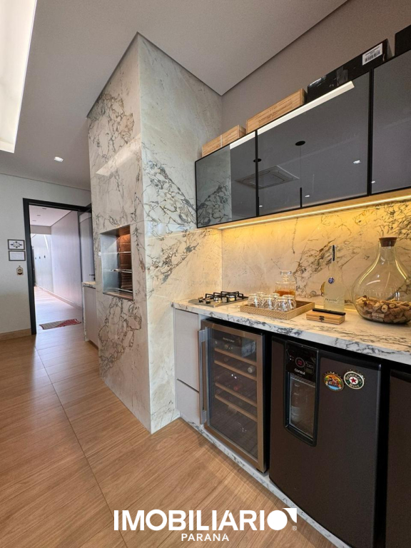 Sobrado para  Venda em Campo Mourão pela Casa fácil